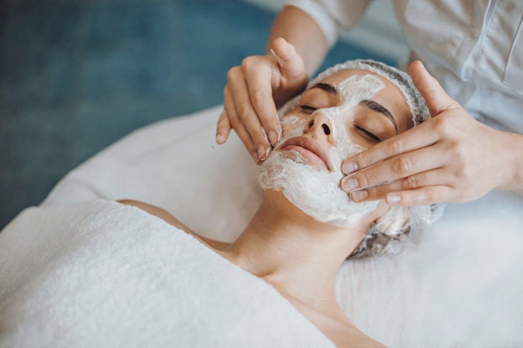 Are the Estheticians Experienced and Approachable